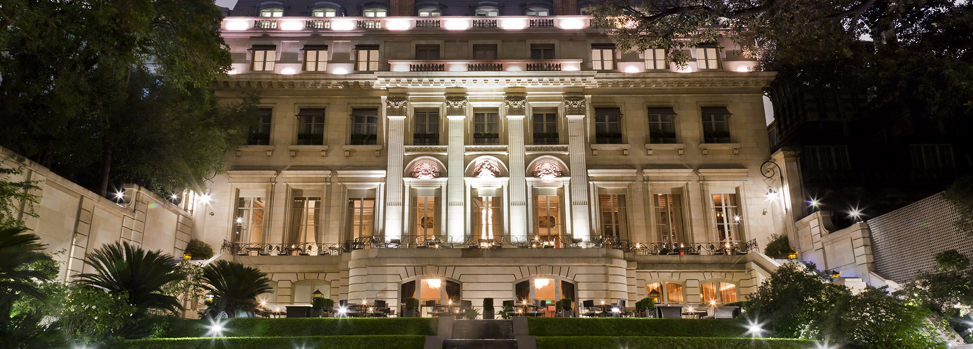The Park Hyatt Palacio Duhau Buenos Aires is a luxury hotel located in Recoleta. The complex combines the luxury of an aristocratic palace with contemporary design.