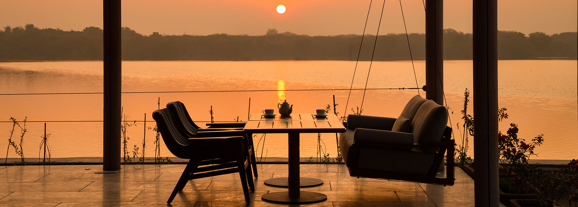 The dam is an oasis inspired by the early conservation efforts of Thakur Chhatra Singh and draws many species of birds.