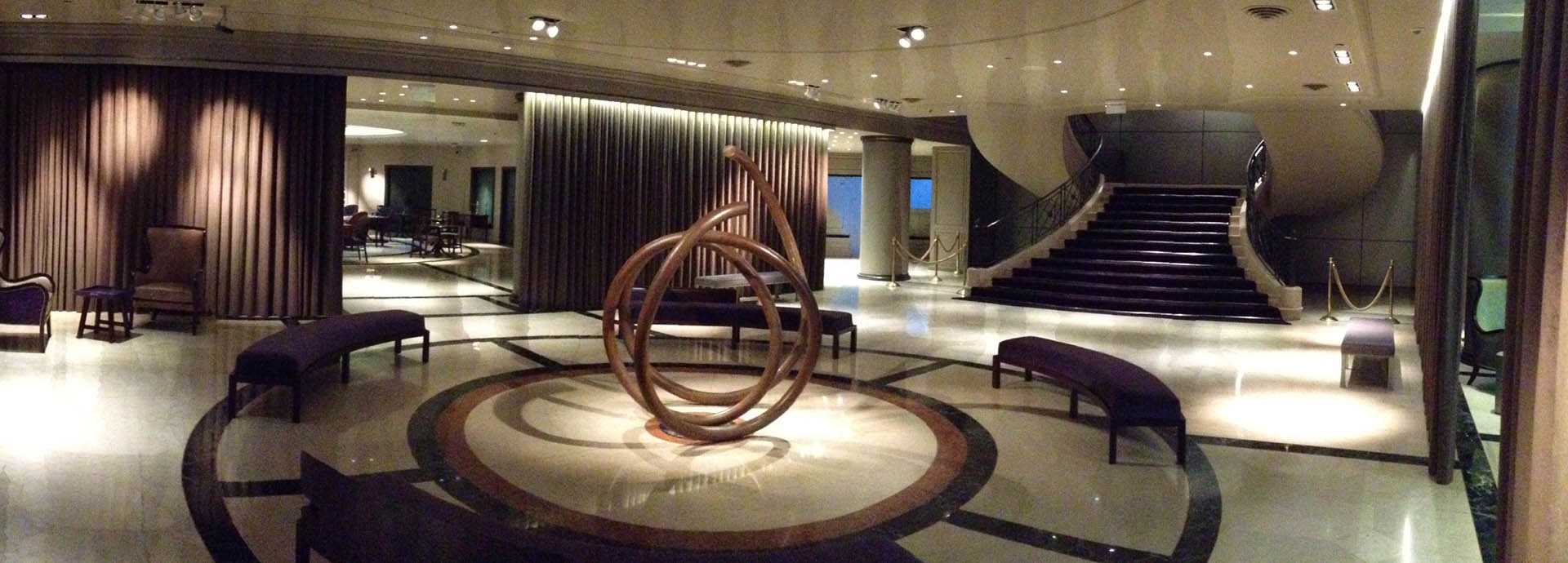 Sofitel Buenos Aires Recoleta combines elegance & unique design with the best regional and international cuisine.