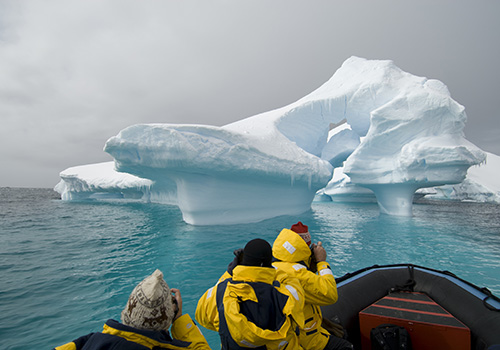Viewing Antarctica’s icebergs and penguins - The Classic Safari Company