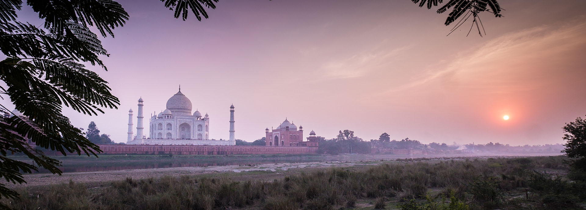 Visit Mehtab Bagh to witness the Taj Mahal while staying at Oberoi Amarvilas in Agra