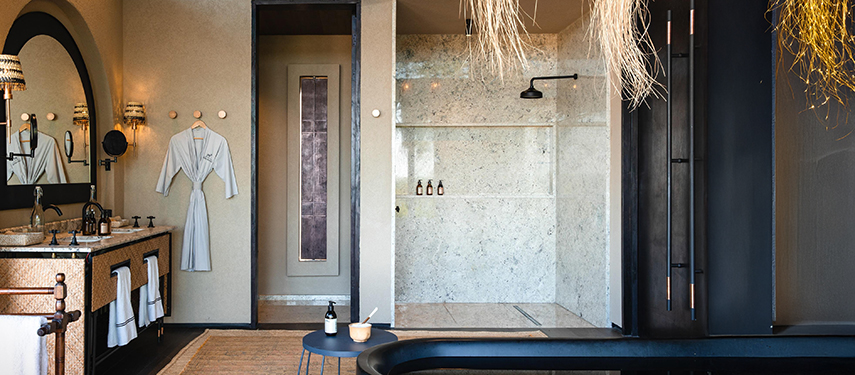 Chichele Presidential luxury safari Lodge en suite bathroom in Zambia