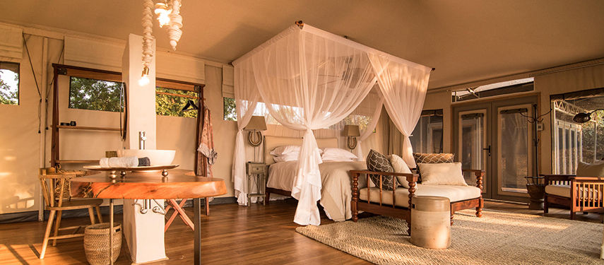 Luxurious bed at Chikwenya safari Camp
