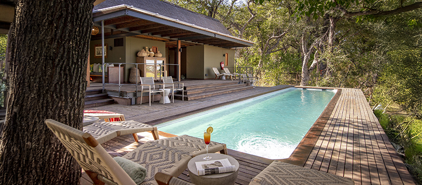 Chitabe Camp swimming pool, Okavango Delta