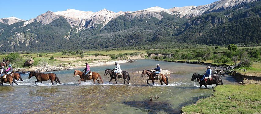 horse riding with Jakob von Plessen on the Jakotango Patagonian Trail in Argentina