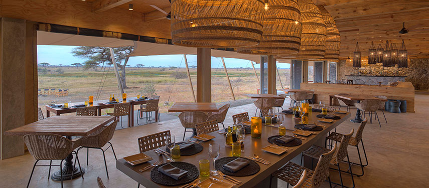 Dining area of Namiri Plains camp with expansive views of the Serengeti in Tanzania