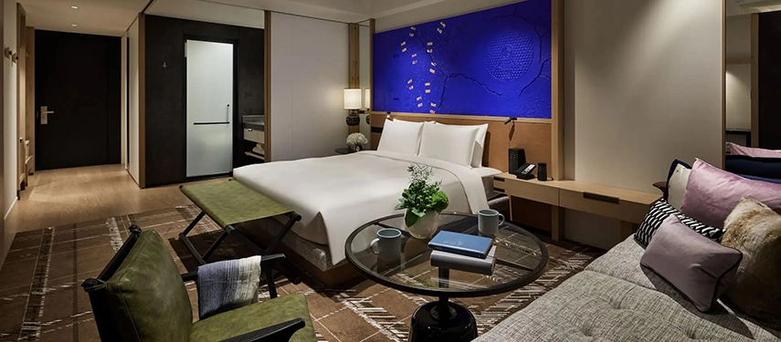 A refined guest room at Hyatt Centric Kanazawa featuring contemporary Japanese design and calming blue tones.
