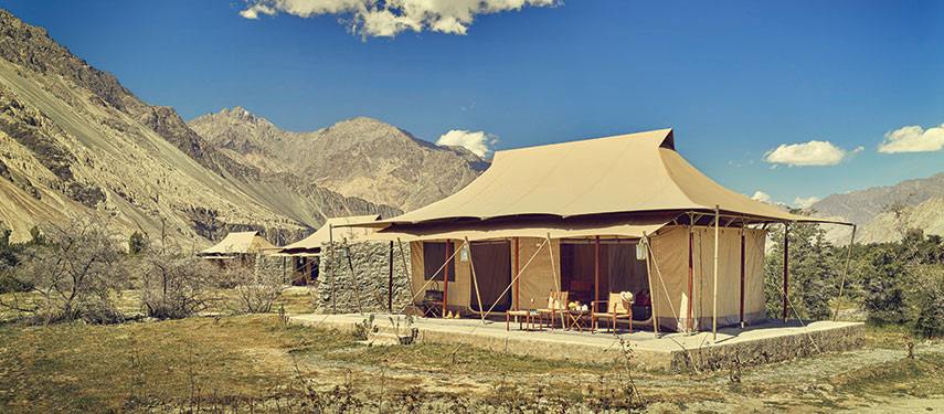 Enjoy four-poster beds, valley views and luxurious tented accommodation enroute to Leh at Chamba Camp Diskit