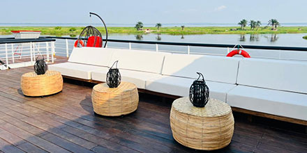 Expeditions Ducret cruise boat, Congo Basin Safari Cruise