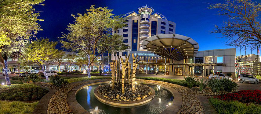 The Intercontinental O.R. Tambo Hotel is located within walking distance to the airport