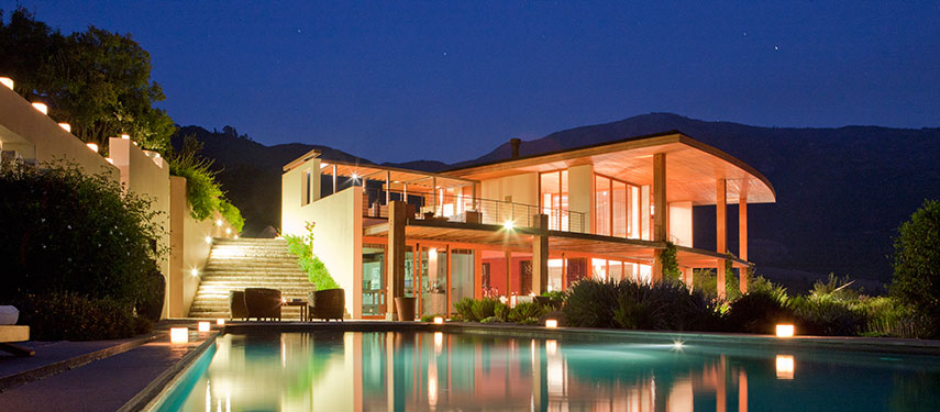 Clos Apalta Residence by night