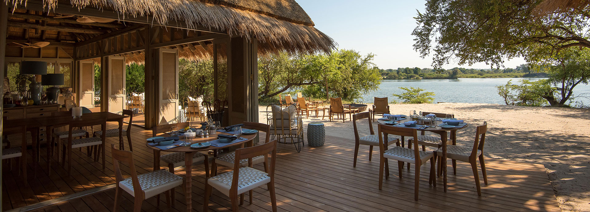 Luxury safari lodge Mpala Jena, Zimbabwe