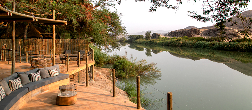 Rest on the banks of the Kunene River at Serra Cafema
