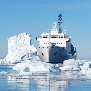 ANTARCTICA HOLIDAYS TO THE ENDS OF THE EARTH